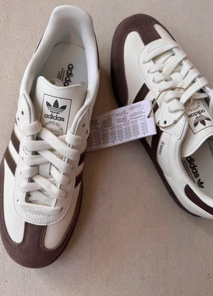 Adidas Samba – Neu, perfekt für den Herbstlook Größe 41, marque: adidas, état: Neuf avec étiquette, taille: 41, 80,00 €, 84,70 € Protection acheteurs incluse