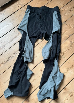 Pantalon fendu shein, merk: Shein, staat: Heel goed, maat: L / 40 / 12, € 10,00, € 11,20 inclusief Kopersbescherming
