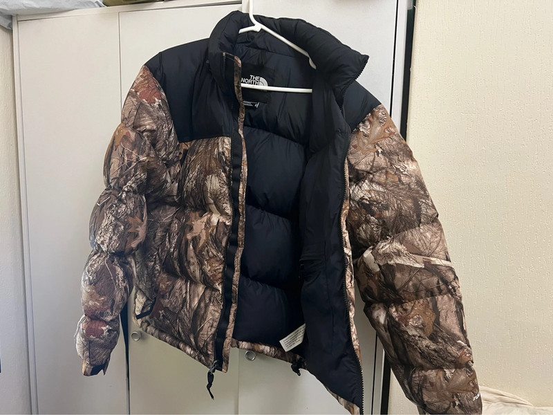 Nuptse jacket camo on sale
