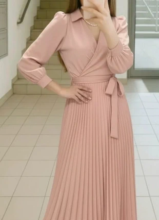 Robe rose poudré plissée – taille S – élégante et féminine, brand: Finea Paris, condition: Very good, size: S / 36 / 8, €28.80, €30.94 includes Buyer Protection