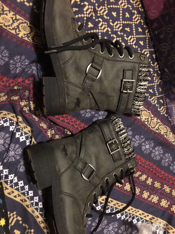 Rocket dog 2025 vegan boots