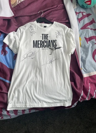 T-shirt, brand: MERCH, condition: Very good, size: M, £20.00, £21.70 includes Buyer Protection