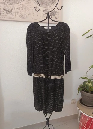 Robe Promod noire et beige taille 36, marque: Promod, état: Très bon état, taille: S / 36 / 8, 8,00 €, 9,10 € Protection acheteurs incluse