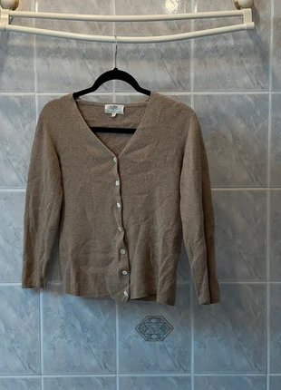 Hochwertiger Cardigan, marke: Cardigan, zustand: Sehr gut, größe: S / 36 / 8, 47,00 €, 50,05 € inklusive Vinted-Käuferschutz