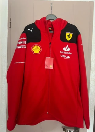 Puma x Ferrari veste F1 rouge à capuche – édition Scuderia, brand: Ferrari, condition: New with tags, size: XL, €170.00, €179.20 includes Buyer Protection