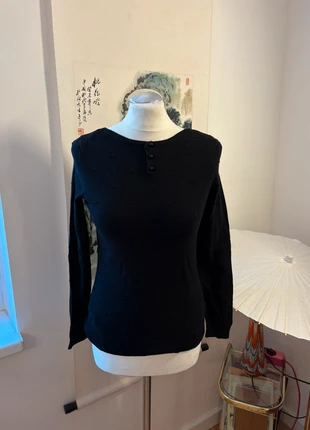 Black Henley Sweater, marke: Sonstiges, zustand: Sehr gut, größe: S / 36 / 8, 5,00 €, 5,95 € inklusive Vinted-Käuferschutz