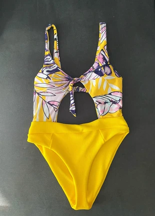 Maillot jaune , brand: Shein, condition: New with tags, size: L / 40 / 12, €15.00, €16.45 includes Buyer Protection