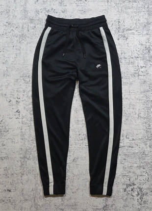 Pantalon Nike Air S Noir Bandes Blanches BV5151-010, marca: Nike, estado: Muito bom, tamanho: S, €29.99, €32.19 inclui Proteção do Comprador Pro