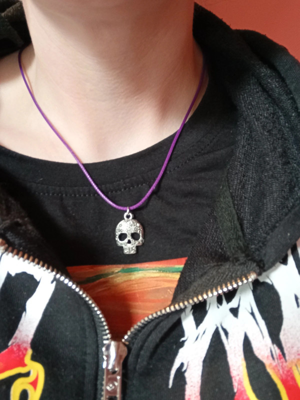 Emo / Punk / Rock / Goth / Alternative - Skull Necklace 1
