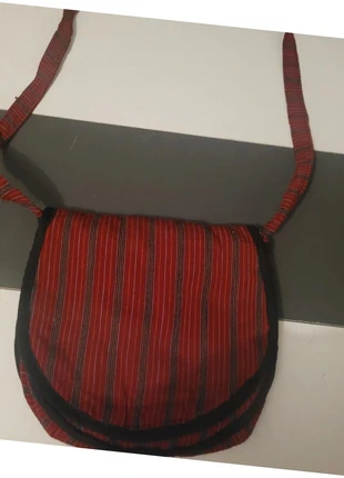 sac à man bohème Rouge, marke: sac à man bohème Rouge, zustand: Sehr gut, 15,00 €, 16,45 € beinhaltet Vinted-Käuferschutz Pro