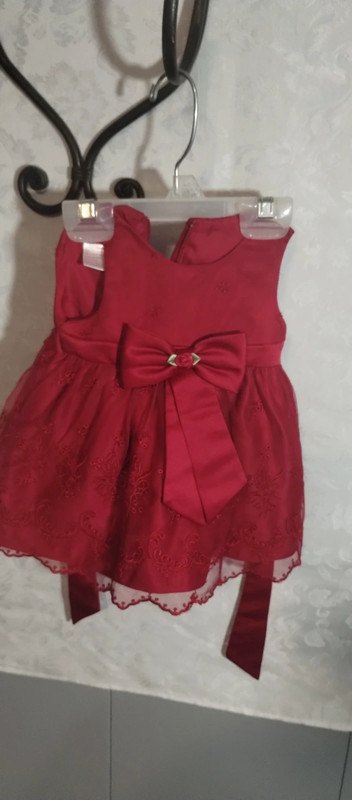 Red infants dress 1