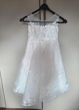 Jurk bloemenmeisje, merk: Infinite, staat: Heel goed, maat: 5 jaar / 110 cm, € 50,00, € 53,20 inclusief Kopersbescherming