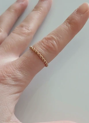 Bague dorée acier inoxydable fine torsadée – tendance, marque: Milë Mila, état: Très bon état, taille: 16,9 mm, 1,00 €, 1,75 € Protection acheteurs (Pro) incluse