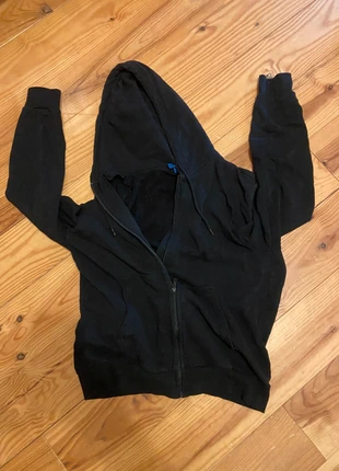 Sweat à capuche noire H&M, brand: H&M, condition: Very good, size: L / 40 / 12, €10.00, €11.20 includes Buyer Protection