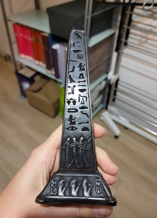 Obélisque, état: Très bon état, 2,00 €, 2,80 € Protection acheteurs incluse