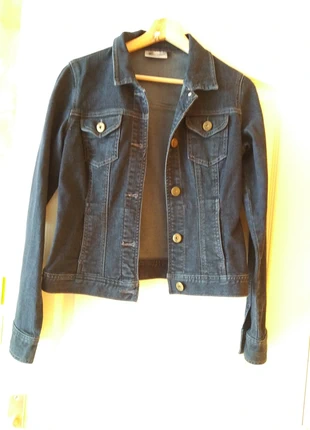 Veste en jean brut, merk: Kiabi, staat: Heel goed, maat: M / 38 / 10, € 13,00, € 14,35 inclusief Kopersbescherming