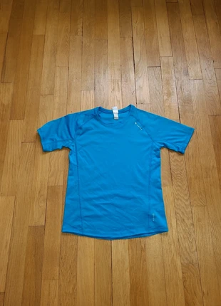 Tshirt Sport Quechua, marke: Quechua, zustand: Sehr gut, größe: 12 Jahre / 152, 2,00 €, 2,80 € inklusive Vinted-Käuferschutz