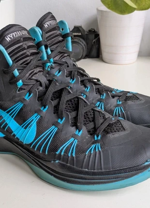 Nike Hyperdunks 2013, merk: Nike, staat: Goed, maat: 43, € 20,00, € 21,70 inclusief Kopersbescherming
