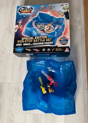 Arène toupie Mado infinity, brand: MADO, condition: Good, size: 5 years / 110 cm, €20.00, €21.70 includes Buyer Protection