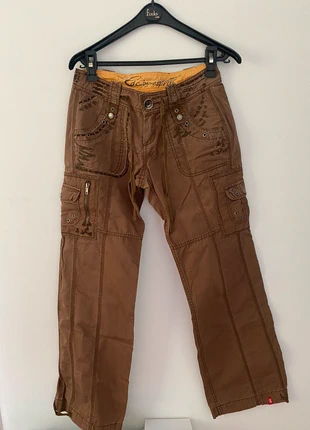 Pantalon cargo vintage marron taille 34, marque: Vintage Dressing, état: Très bon état, taille: XS / 34 / 6, 6,00 €, 7,00 € Protection acheteurs incluse