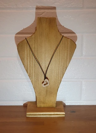 Collana Cuore in Legno – NUOVA, condizioni: Ottime, €12.00, €13.30 include la Protezione acquisti