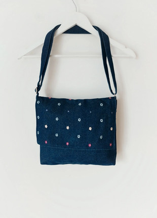 Mala ganga com margaridas rosa azul floral hobo satchel 90s 00s vintage bag, marque: Vintage Dressing, état: Très bon état, 7,00 €, 8,05 € Protection acheteurs incluse