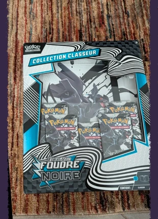 Pokémon Coffret Collection Classeur Foudre Noire scellé abimé, marque: Pokémon, état: Très bon état, 43,99 €, 46,89 € Protection acheteurs incluse