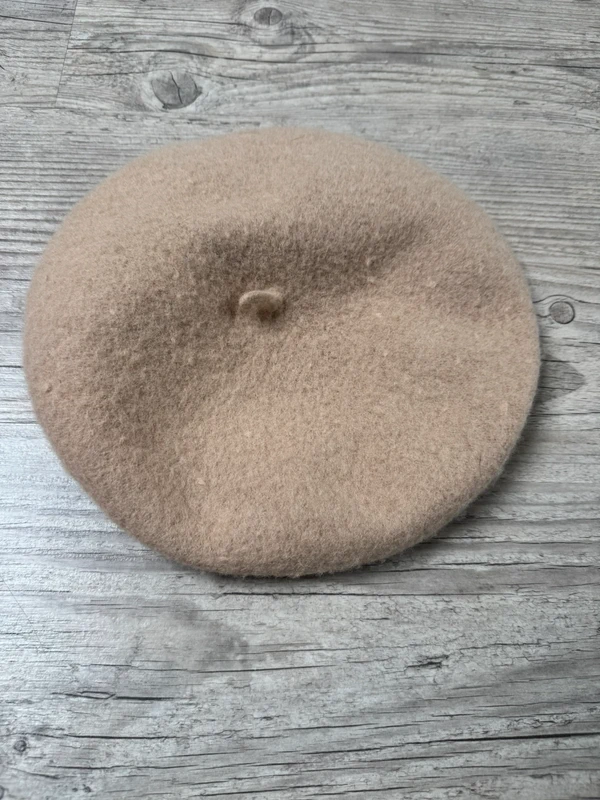 Béret beige Kiabi 6-8ans NSE