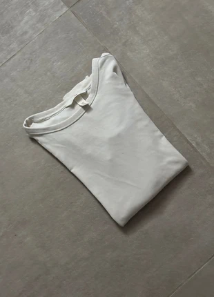 Tee-shirt manches longues H&M blanc taille S – basique et minimaliste, brand: H&M, condition: Very good, size: S / 36 / 8, €4.00, €4.90 includes Buyer Protection