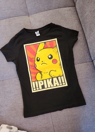 T-shirt pikatchu, brand: Roly, condition: Very good, size: 7 years / 122 cm, €8.00, €9.10 includes Buyer Protection