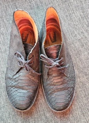 Clarks zwart slangenprint maat 39, marca: Clarks, estado: Satisfactorio, tamaño: 39, 9,00 €, 10,15 € Protección al comprador incluida