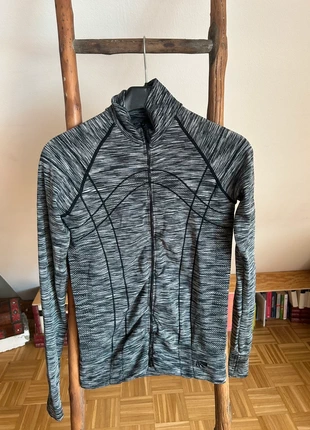 Marika Activewear Jacke Grau Meliert – Slim Fit, Sport & Freizeit – Gr. S, marke: marika, zustand: Sehr gut, größe: S / 36 / 8, 14,00 €, 15,40 € inklusive Vinted-Käuferschutz