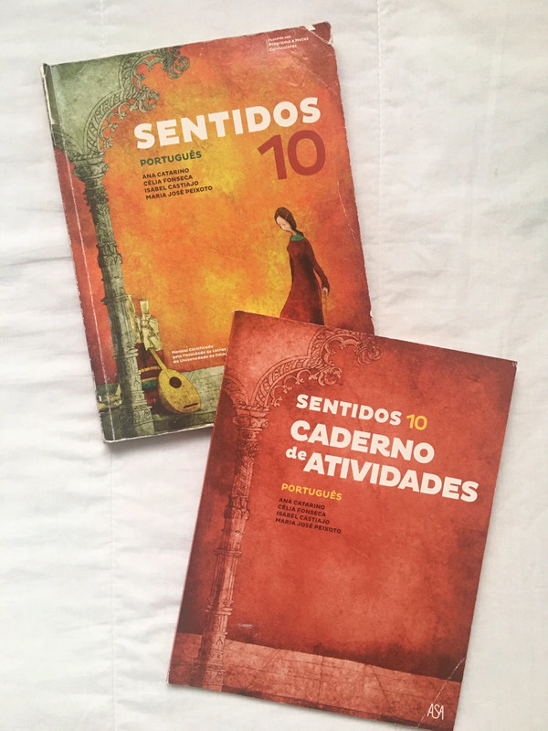 manual e caderno de actividades de Português 1