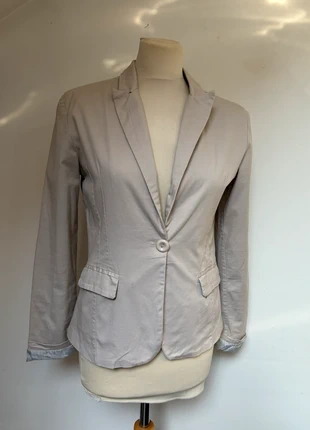 Veste blazer cintré beige Lulu love taille L, marque: Lulu Love, état: Très bon état, taille: L / 40 / 12, 8,00 €, 9,10 € Protection acheteurs (Pro) incluse