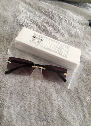 Lunette de luxe, marque: Luxe, état: Neuf avec étiquette, 15,00 €, 16,45 € Protection acheteurs incluse