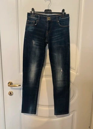 Jeans Guess donna blu scuro, marke: GUESS, zustand: Sehr gut, größe: S / 36 / 8, 25,00 €, 26,95 € inklusive Vinted-Käuferschutz