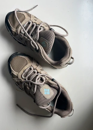 Columbia hiking shoed, merk: Columbia, staat: Nieuw zonder prijskaartje, maat: 35, € 25,00, € 26,95 inclusief Kopersbescherming
