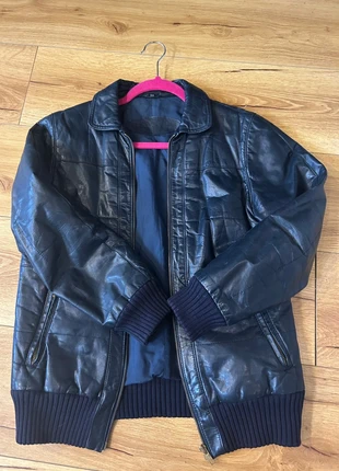 Vintage Navy Leather Bomber Jacket | Timeless & Rare Find Biker Jacket, brand: Giorgio Mobiani, condition: Very good, size: M / 38 / 10, €55.00, €58.45 includes Buyer Protection