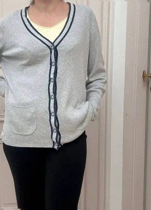 Gilet pull Cardigan Tommy Hilfiger à boutons gris femme taille XXL, marque: Tommy Hilfiger, état: Très bon état, taille: XXL / 44 / 16, 15,00 €, 16,45 € Protection acheteurs (Pro) incluse