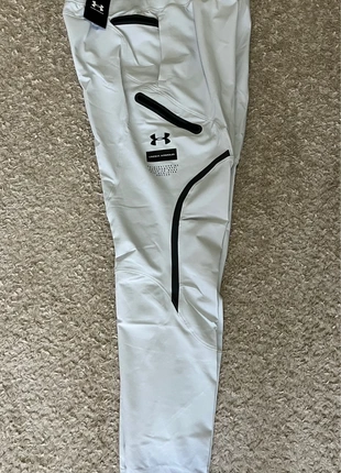 Bas Under Armour homme (Édition limité), marke: Under Armour, zustand: Neu, mit Etikett, größe: M, 49,99 €, 53,19 € inklusive Vinted-Käuferschutz