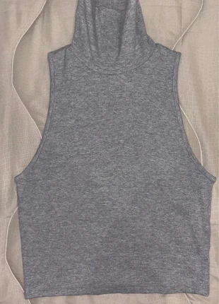 Top a costine grigio senza maniche con collo alto – ZARA, marque: Zara, état: Très bon état, taille: L / 40 / 12, 5,00 €, 5,95 € Protection acheteurs incluse