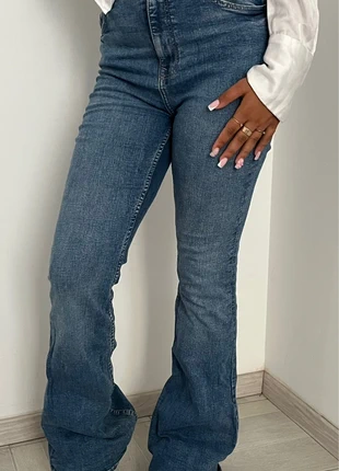 Jean flare, brand: Bershka, condition: Very good, size: S / 36 / 8, €8.00, €9.10 includes Buyer Protection