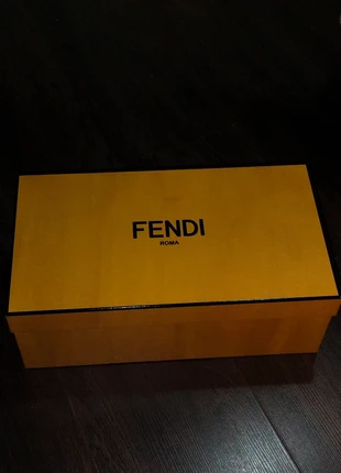 Boite Fendi, brand: Fendi, condition: New without tags, €15.00, €16.45 includes Buyer Protection