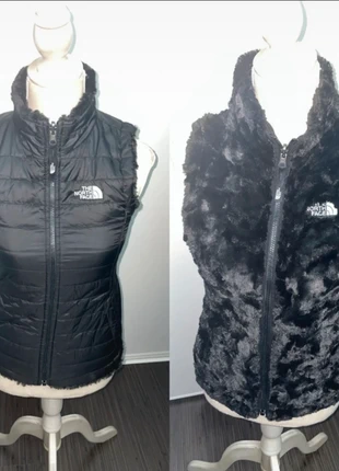 Doudoune sans manches réversible The North Face – Noir – Taille Fille M (convient à Femme XS), brand: The North Face, condition: Very good, size: XS / 34 / 6, €40.00, €42.70 includes Buyer Protection