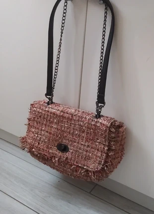 Borsa in Tweed trapuntata e sfrangiata, brand: Made In Italy, condizioni: Ottime, €16.00, €17.50 include la Protezione acquisti