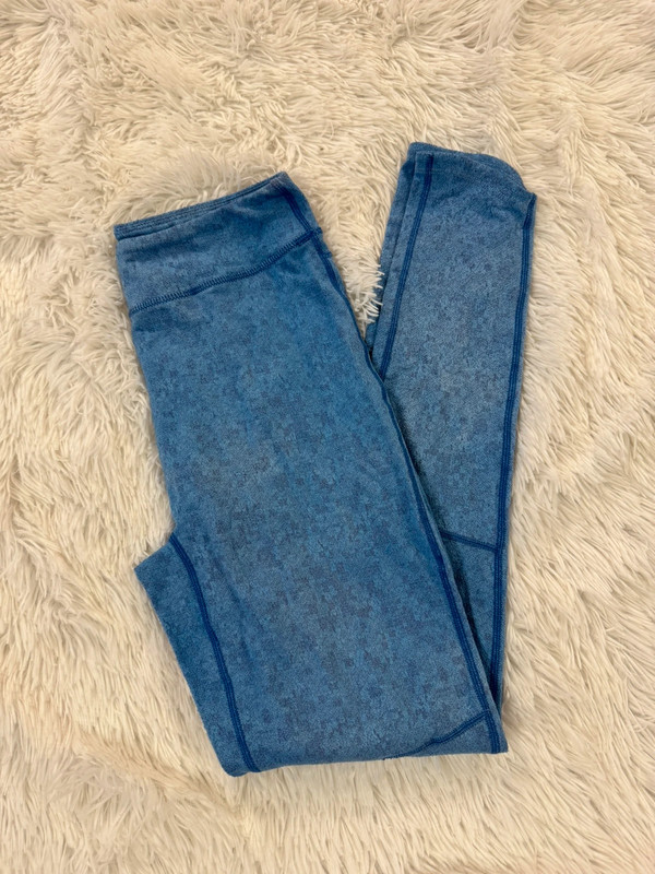 Gymshark fleur texture leggings 1