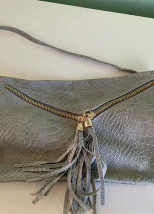 Sac bandoulière gris cuir, marque: Made In Italy, état: Très bon état, 10,00 €, 11,20 € Protection acheteurs incluse