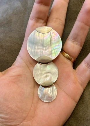 Pendentif cercles en argent massif et nacres, marca: Argent, estado: Muito bom, €27.50, €29.58 inclui Proteção do Comprador Pro