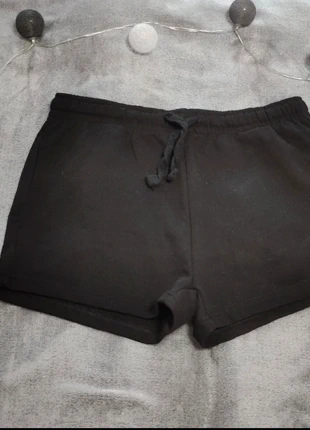 Schnürshorts Shorts Damen Größe M, merk: Sinsay, staat: Nieuw zonder prijskaartje, maat: M / 38 / 10, € 4,00, € 4,90 inclusief Kopersbescherming