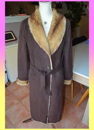 Pardessus long Caroll marron taille 42 très bon état, marque: Caroll, état: Très bon état, taille: XL / 42 / 14, 70,00 €, 74,20 € Protection acheteurs (Pro) incluse